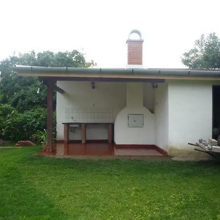 Tiszavirag Vendeghaz * Tiszabábolna